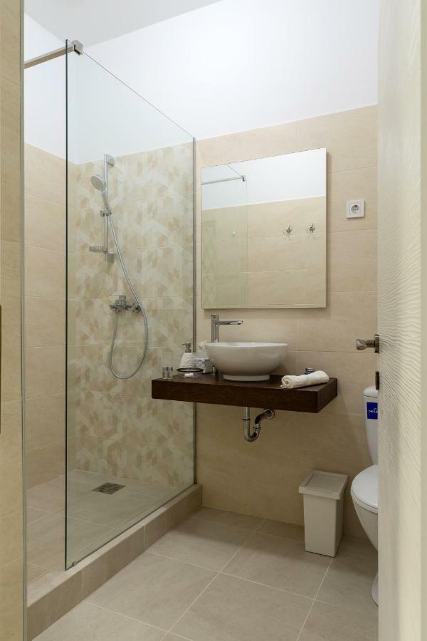 Lovelystay Oldtown Studio Brasov Luaran gambar